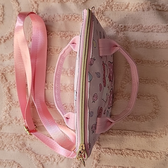 Hello Kitty Handbag with adjustable shoulder strap, pink 💗.  NWOT. - Picture 8 of 10